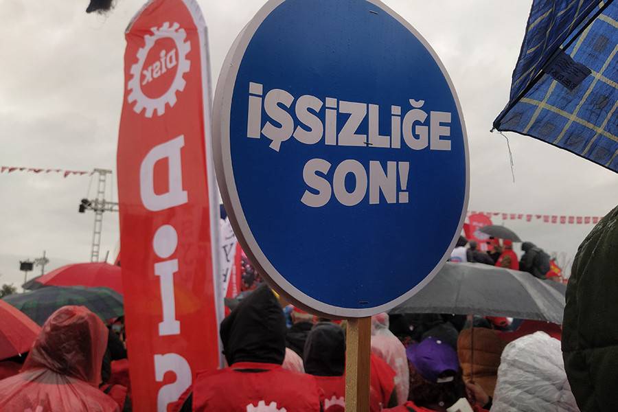 DİSK-AR: Geniş tanımlı işsiz sayısı 12,1 milyon